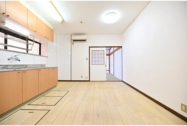 Seeds Residence Eifukucho Maison - Interior - ["Flooring", "Wood", "Floor"]