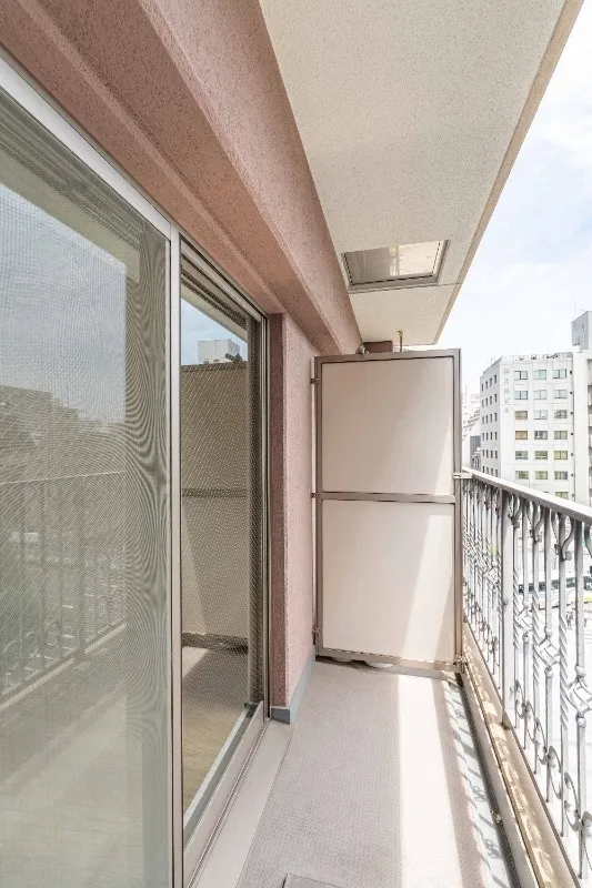 Prele Duc Kyobashi - Interior - ["Apartment", "Glass", "Balcony"]