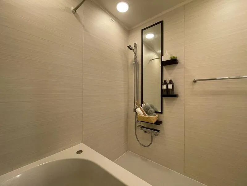 Pollast Yoyogi - Interior - ["Bathroom", "Wall", "Flooring"]