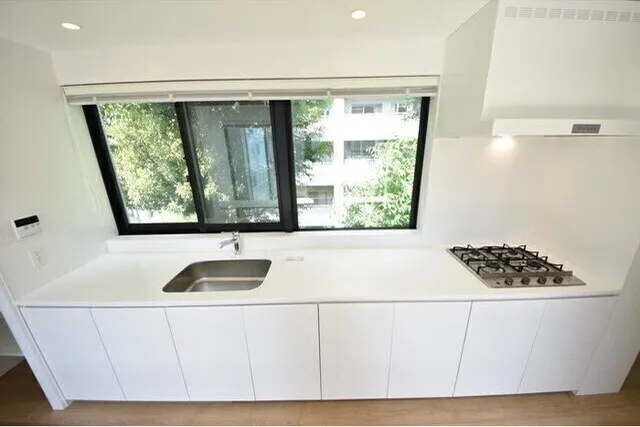 Square Court Waseda - Interior - ["Kitchen", "Kitchen Sink", "Countertop"]