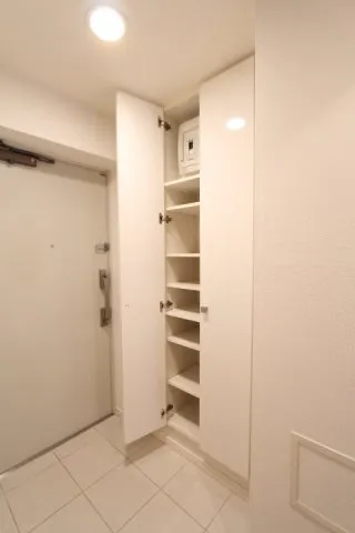 Prime Urban Yoga - Interior - ["Flooring", "Wood", "Floor"]