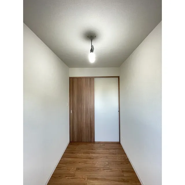 Well Square Ism Komagome - Interior - ["Building", "Fixture", "Lighting"]