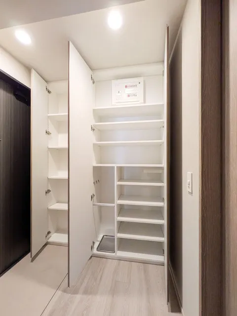 Wellis Urban Sumiyoshi West - Interior - ["Flooring", "Wood", "Interior design"]