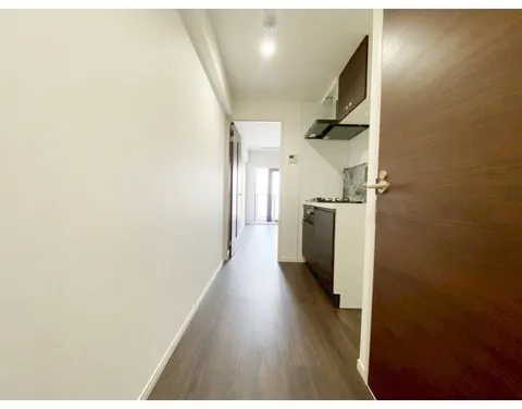 Prele Duc Nishiarai II - Interior - []