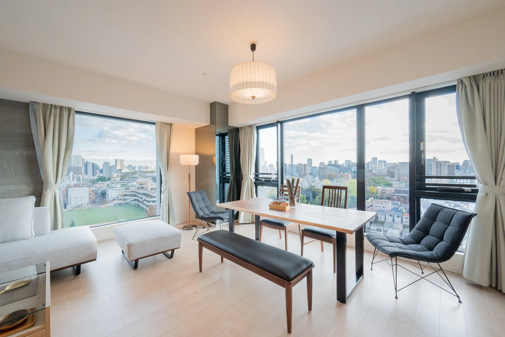 City Tower Shirokane - Interior - ["Furniture", "Table", "Couch"]