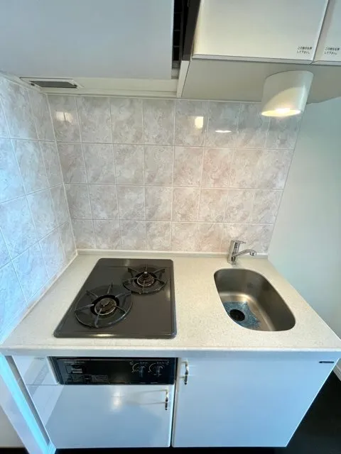 Residia Tamagawa - Interior - ["Major appliance", "Plumbing fixture", "Flooring"]