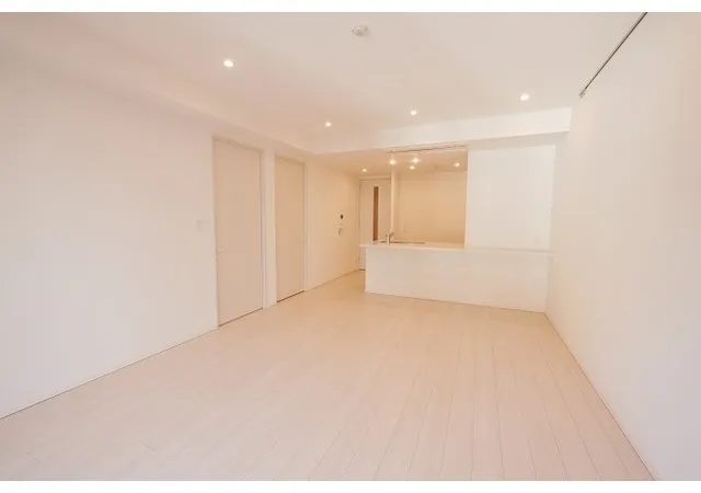 Comforia Shinjuku East Side Tower - Interior - ["Flooring", "Floor", "Wood"]