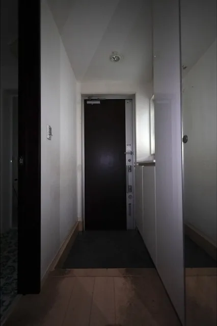 1-24-15 Yoyogi, Shibuya-Ku, Tokyo - Interior - ["Flooring", "Floor", "Door"]