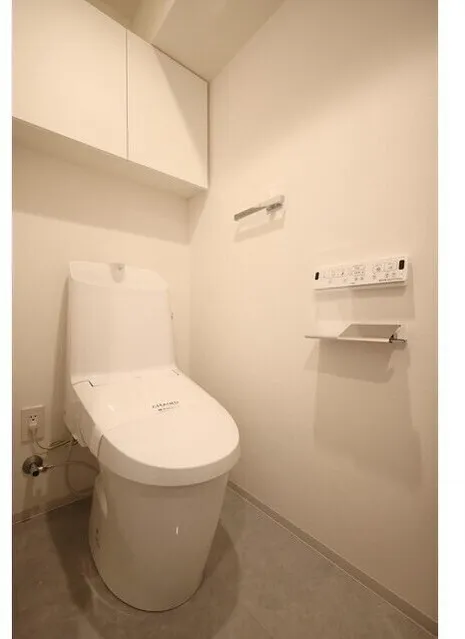LUMIEC OHYAMA - Interior - ["Flooring", "Plumbing fixture", "Floor"]