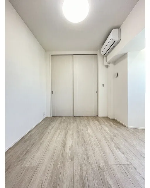 Comforia Nakakasai - Interior - ["Flooring", "Floor", "Wood"]