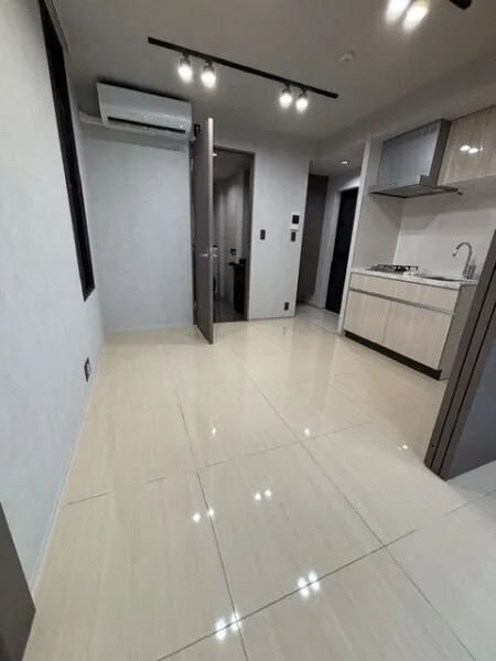 EXAM AKASAKA - Interior - ["Flooring", "Floor", "Tile"]