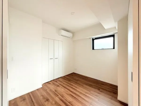 Duo Flatz Kasai - Interior - ["Flooring", "Floor", "Wood flooring"]