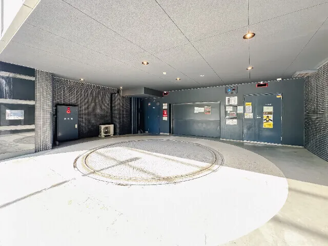 Urban Park Daikanyama II - Other - ["Floor", "Composite material", "Ceiling"]