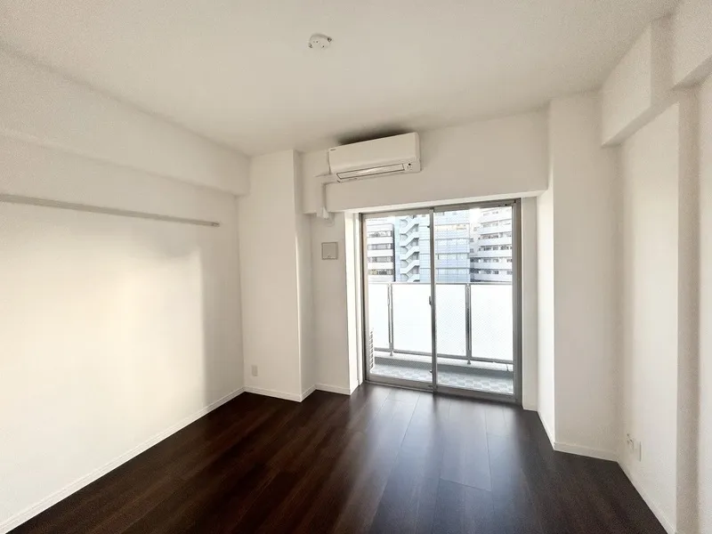 Log Shinkawa - Interior - ["Flooring", "Floor", "Apartment"]