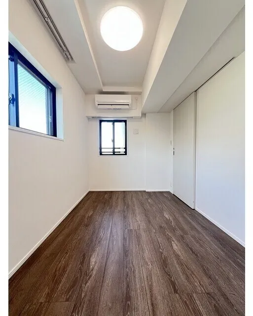 Comforia Nakakasai - Interior - ["Flooring", "Floor", "Wood"]