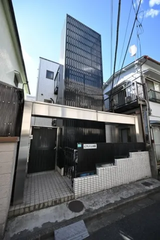 Peerless Kamiikebukuro - Exterior - ["Composite material", "Commercial building", "Metal"]