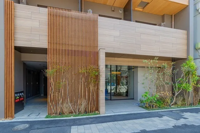 Cosmogracia Shinjuku Nishi-Waseda - Exterior - ["Apartment", "Commercial building", "Wood stain"]