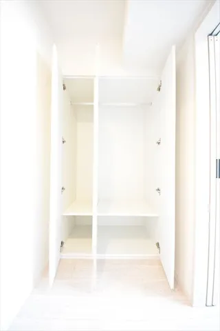 Grand Paseo Kiyosumi Shirakawa II - Interior - ["Wood", "Flooring", "Floor"]