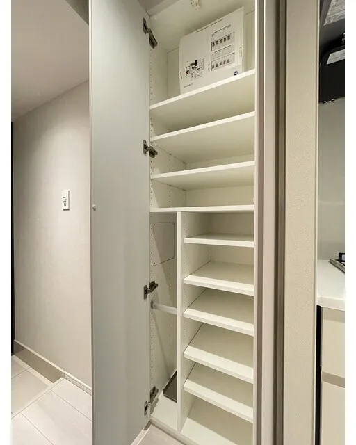 Season Flats Omorinishi - Interior - ["Wood", "Flooring", "Cupboard"]