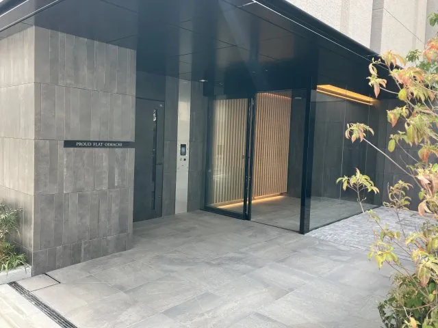 Proud Flat Oimachi - Exterior - ["Composite material", "Glass", "Concrete"]
