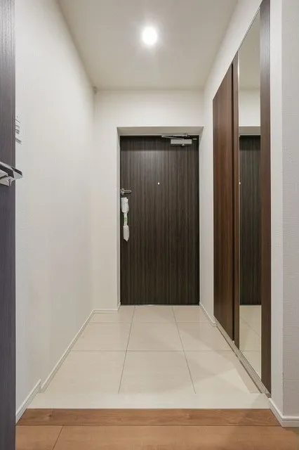 Gran Casa Minowa IV - Interior - ["Door", "Building", "Fixture"]