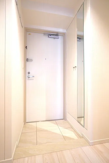 La Casa Hiroo - Interior - ["Flooring", "Wall", "Floor"]