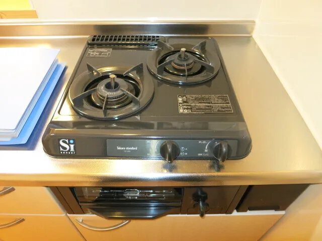 NST BuildingⅢ - Interior - ["Gas stove", "Cooktop", "Electronic instrument"]
