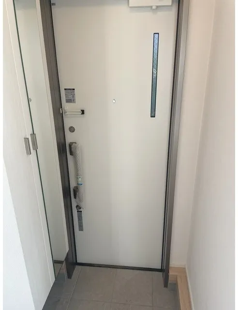 Casetta Sud - Interior - ["Household hardware", "Door handle", "Glass"]