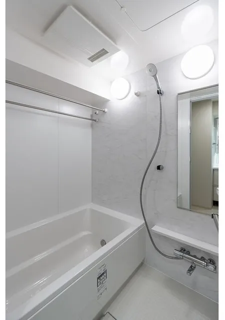 Comforia Liv Higashiikebukuro - Interior - ["Plumbing fixture", "White", "Bathroom"]