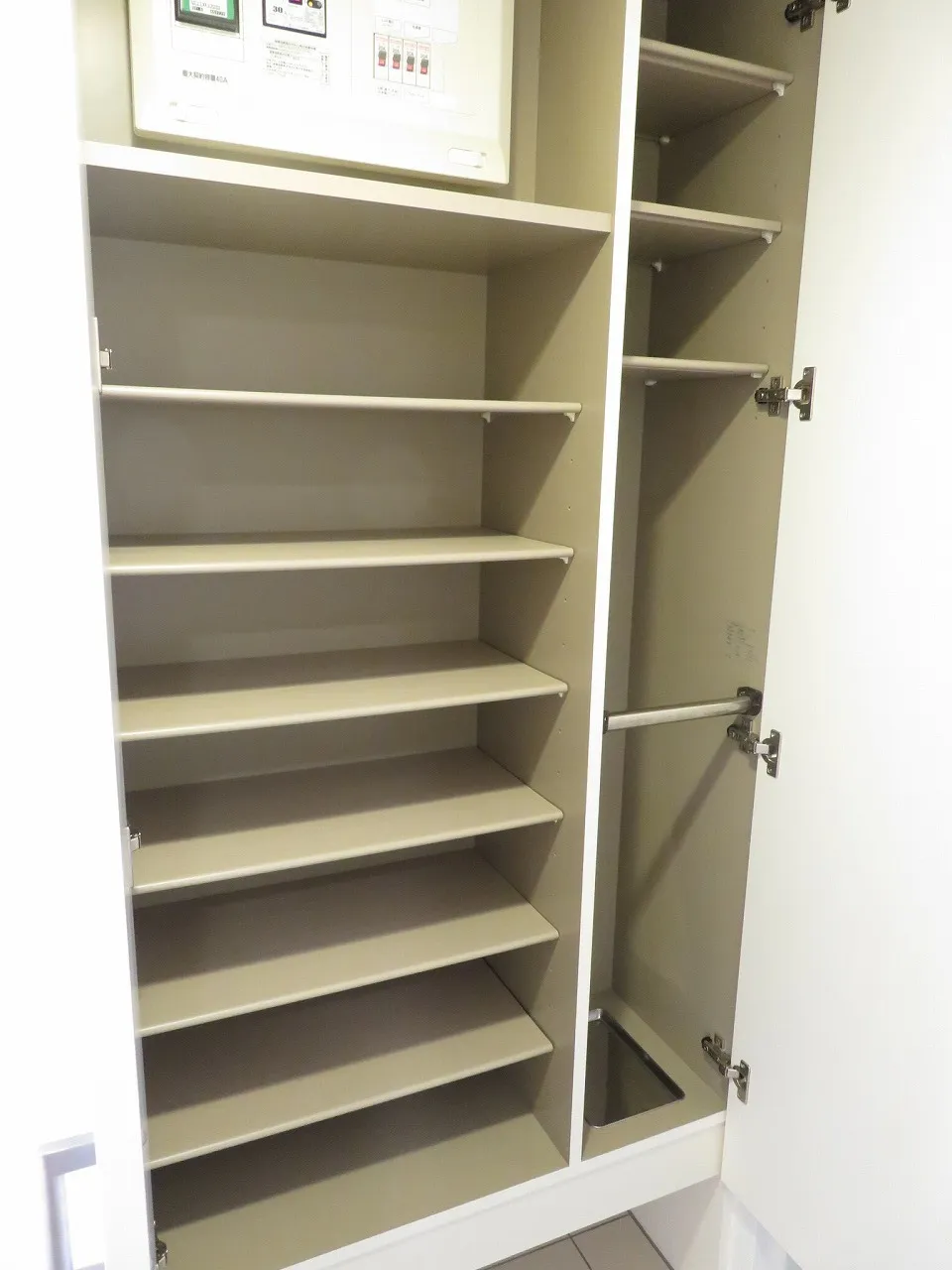 Esty Maison Oshima - Interior - ["Cabinetry", "Furniture", "Shelf"]