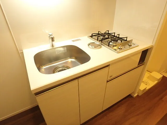Le Fon Blanche Shinagawa Minamioi - Interior - ["Apartment", "Plumbing fixture", "Kitchen"]
