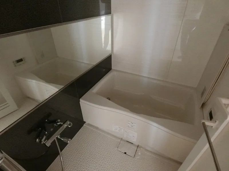 Residence Shirokane Colore - Interior - ["Flooring", "Plumbing fixture", "Floor"]