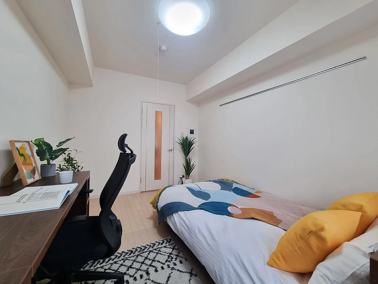 Mynavi STAY Higashioi - Interior - ["Flooring", "Interior design", "Floor"]