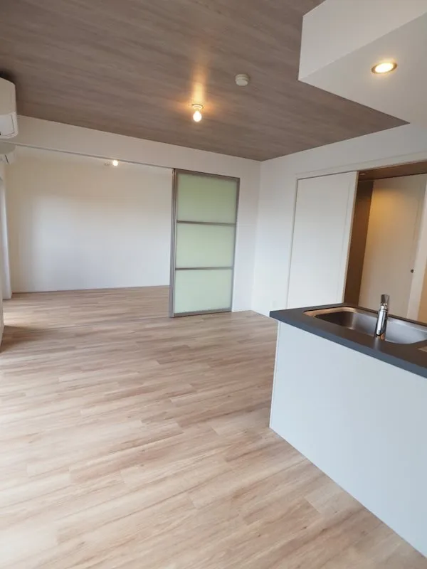 Residia Shinjuku East Ⅱ - Interior - ["Flooring", "Floor", "Wood flooring"]