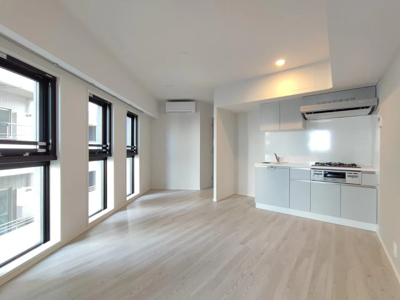 Cross Residence Takadanobaba - Interior - ["Building", "Cabinetry", "Wood"]