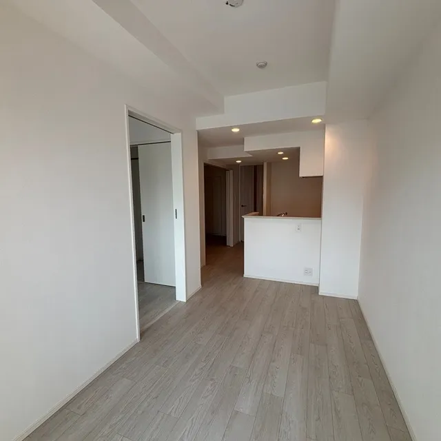 Park Axis Shinagawa Tennozu Isle - Interior - ["Floor", "Flooring", "Ceiling"]