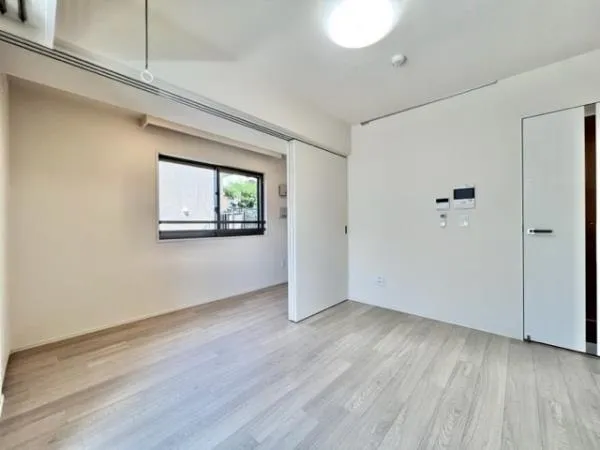 Foresity Bunkyo Myogadani - Interior - ["Building", "Door", "Wood"]