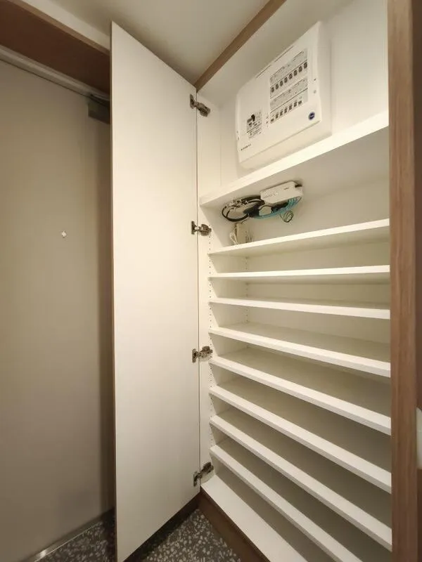 Belle Maison Nakamurabashi North NW - Interior - ["Wood", "Interior design", "Shelving"]