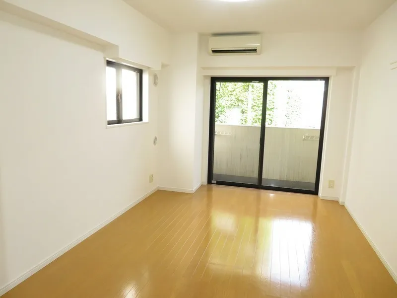 Prospect Monzennakacho - Interior - ["Floor", "Flooring", "Tile Flooring"]