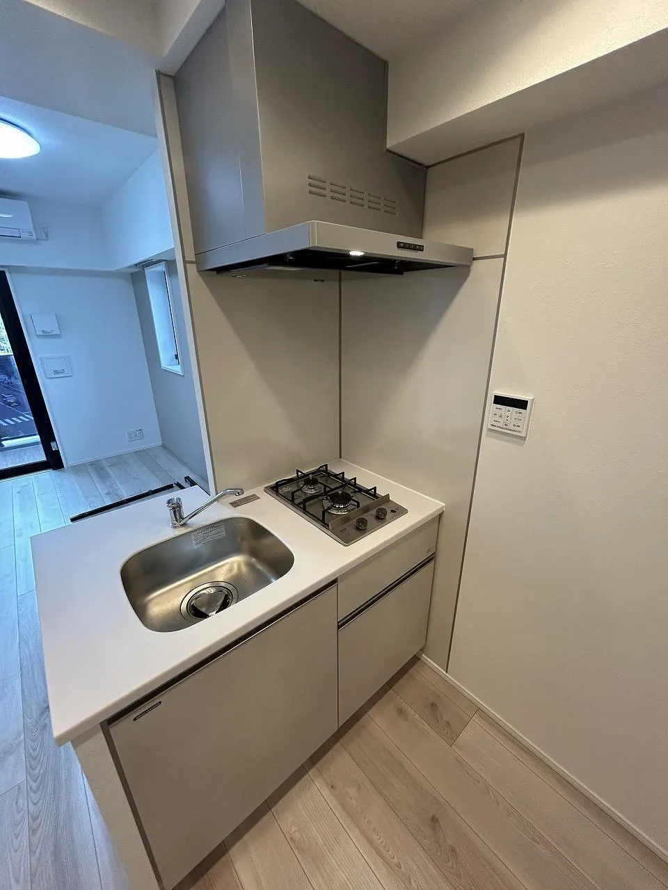 LiveCasa Nishidai - Interior - ["Kitchen appliance", "Interior design", "Home appliance"]