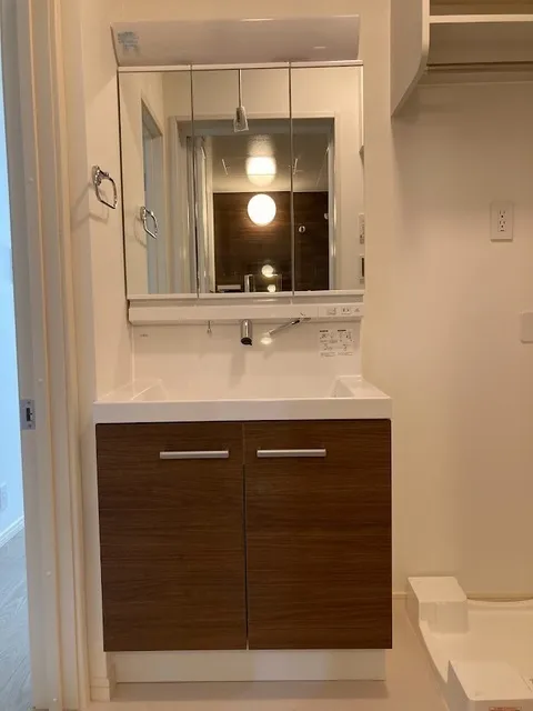 Duo Minamidai A - Interior - ["Bathroom Sink", "Wall", "Interior design"]