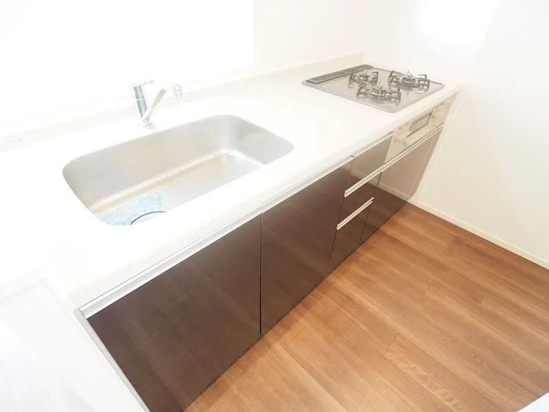 RESIDIA Minami Shinagawa - Interior - ["Brown", "Tap", "Sink"]