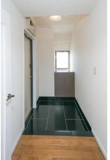 Orchid Yoyogi Uehara - Interior - ["Flooring", "Wood", "Floor"]