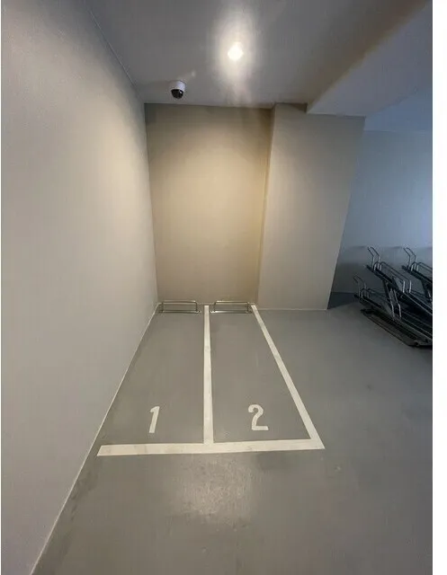 Due Oku - Exterior - ["Flooring", "Floor", "Ceiling"]