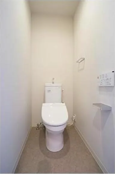 Merukumaru Keio Sasazuka Residence - Interior - ["Property", "Toilet", "Toilet seat"]