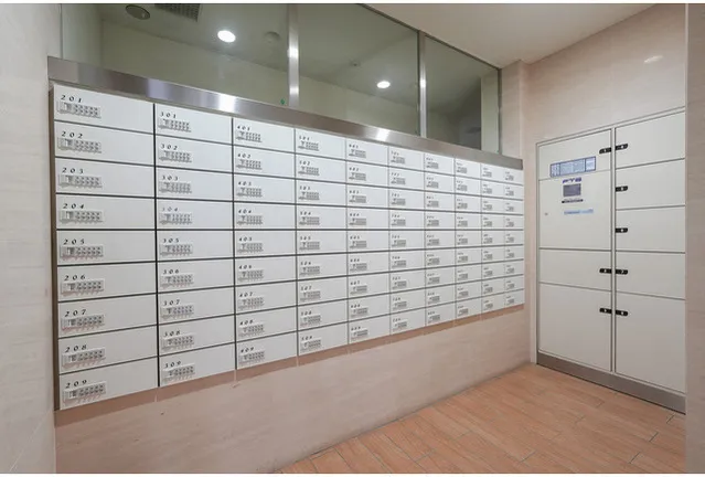 Park Flats Shibaura - Exterior - ["Flooring", "Hardwood", "Locker"]