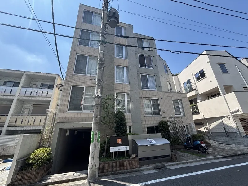 Pollast Yoyogi Hachiman - Exterior - ["Building", "Residential area", "Apartment"]