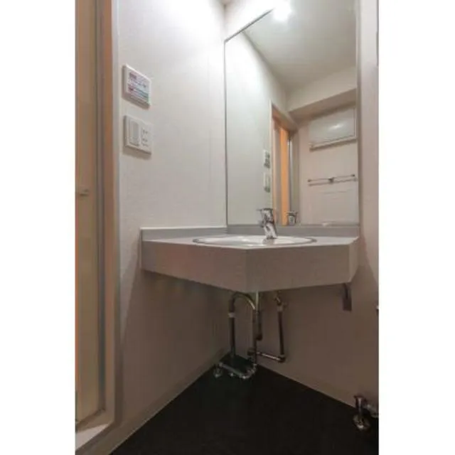K's Kojimachi - Interior - ["Room", "Plumbing fixture", "Property"]