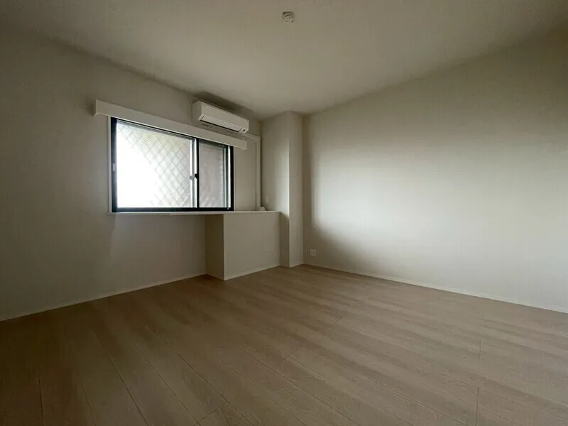 Dash Living Aoyama - Interior - ["Flooring", "Floor", "Ceiling"]