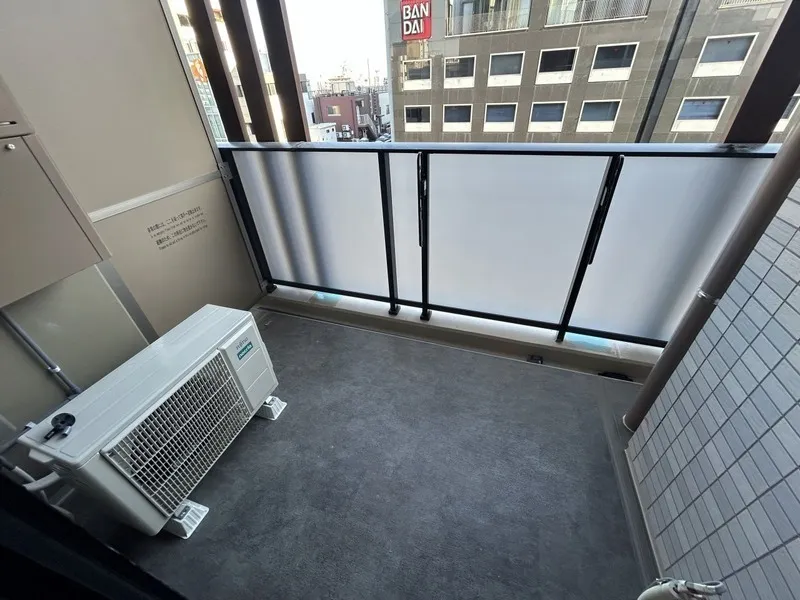 Blanciesta Asakusa Kuramae - Interior - ["Floor", "Composite material", "Glass"]